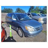 2007 Hyundai Entourage RUNS/MOVES GLS