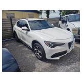 2018 Alfa Rome Stelvio RUNS/MOVES Sport