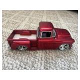 Jada 124th scale Model Car-1953 Chevy Stepside