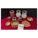 Tray lot - Pinecroft & other pottery