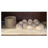 24 Piece Rocaille Gien France Porcelain Set