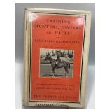 Training Hunters, Jumpers, & Hacks by Harry D. Cha