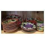 2002 Laurie Gates 20-Piece Ceramic Dinnerware Set