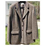 Orvis Womenï¿½s Herringbone Blazer with Gray Suede T