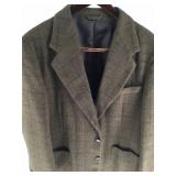 The J. Peterman Company Brown Plaid Jacket Size 40