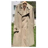 Brooks Brothers Menï¿½s Tan Trench Coat, Size 48