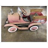 Dexton Classic Pedal Fire Truck