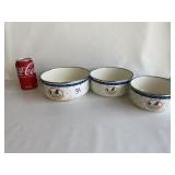 3 Vintage Metal Nesting Bowls Hen on Nest