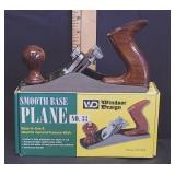 Windsor Design No. 33 Smooth Base Bench Plane