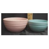 1950s McCoy Pottery Nesting Mixing Bowls