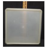 Vtg Tupperware Square-Seal Container
