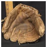 1960s Wilson Baseball Glove