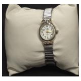 Vtg CHIC women's quartz analog wristwatch