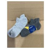 Feetures Mismatched Ankle Socks M  Pair