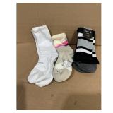 Stance L  Feetures Casual Crew Socks 3-Pack