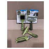 Safari Dog Grooming Kit  4 Items