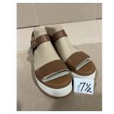 SOREL Sandals Brown Size 7.5