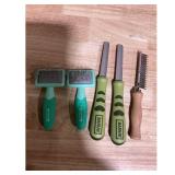 Safari Grooming Brush  Tool Bundle with Green...