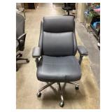 Office Chair Leather Swivel  READ DESCRIPTION