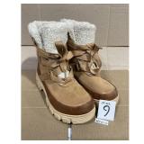 Sorel Boots Tan Size 9