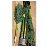 Artificial Palm Leaves - Faux Greenery,...