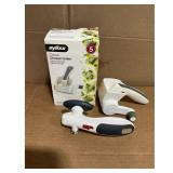 Zyliss Classic Cheese Grater - Rotary,...