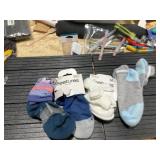 Feetures Elite Socks XL  M Bundle