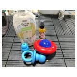Wahl Healthy Home - Dog Shampoo and Toys Bundle