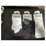 Feetures Socks - large High Performance, Elite...