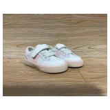 Strider Sparkle Sneakers 9 12