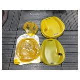 FINIS Agility Hand Paddles, Strapless - Yellow