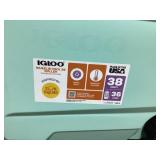 Igloo 38qt Rolling Cooler Seafoam
