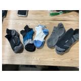 Feetures Assorted Socks Bundle