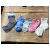 Feetures Assorted Performance Socks