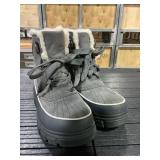 Sorel Womens Gray Boots Size 7