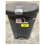 Hefty 12.7-Gallon StepOn Wastebasket