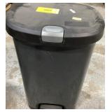 Hefty Gray Foot Pedal Trash Can