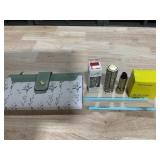 DOLLY Jolene Lipstick  Brow Pencil