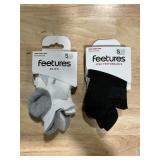 Feetures Elite Max Cushion Socks Small