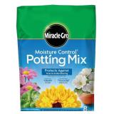 Miracle-Gro Moisture Control Potting Mix 8qt