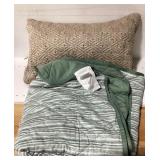 Cooling Throw Quilted Blanket