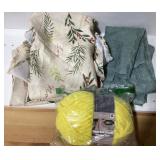 Palais Jumbo Yellow Chunky Blanket Yarn 2lb