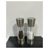 Cole and Mason Salt and Pepper Mill Set