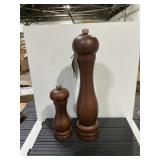 Cole and Mason Wooden Salt and Pepper Mill Set