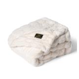 Minky Couture Hugs Throw Blanket Cream Grande