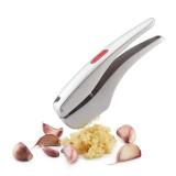 Zyliss Susi 3 Garlic Press, Aluminum