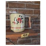Vtg. Sifter #2