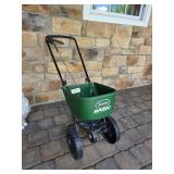 Scott's Spreader