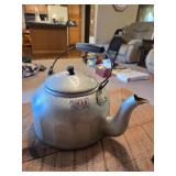 Vtg. Kettle