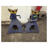 Two HD Jack Stands